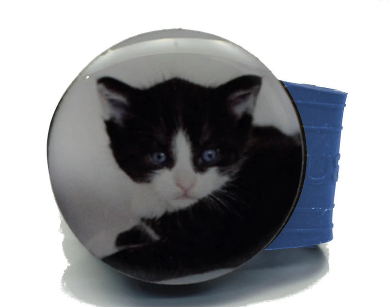Load image into Gallery viewer, Black and White Cat golf ball marker on a Blue InfusenClip™
