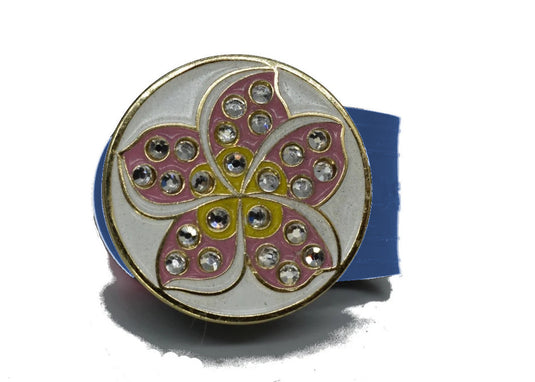 Hibiscus golf ball marker on a Blue InfusenClip™