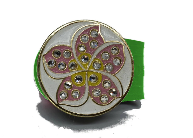 Load image into Gallery viewer, Hibiscus golf ball marker on a Green InfusenClip™
