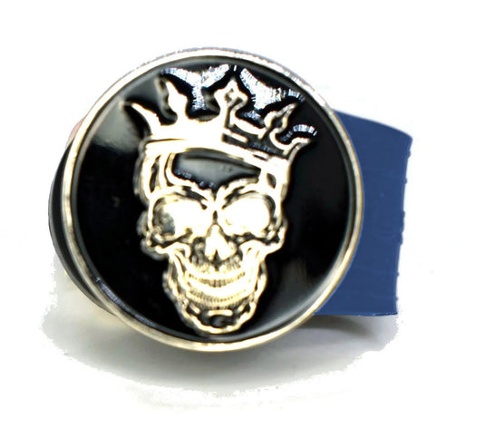 Skull with Crown golf ball marker on a Blue InfusenClip™